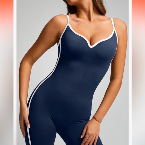 Vilanva L NIP NAVY BLUE TUMMY CONTROL FLARE LEG YOGA workout JUMPSUIT - Picture 1 of 6